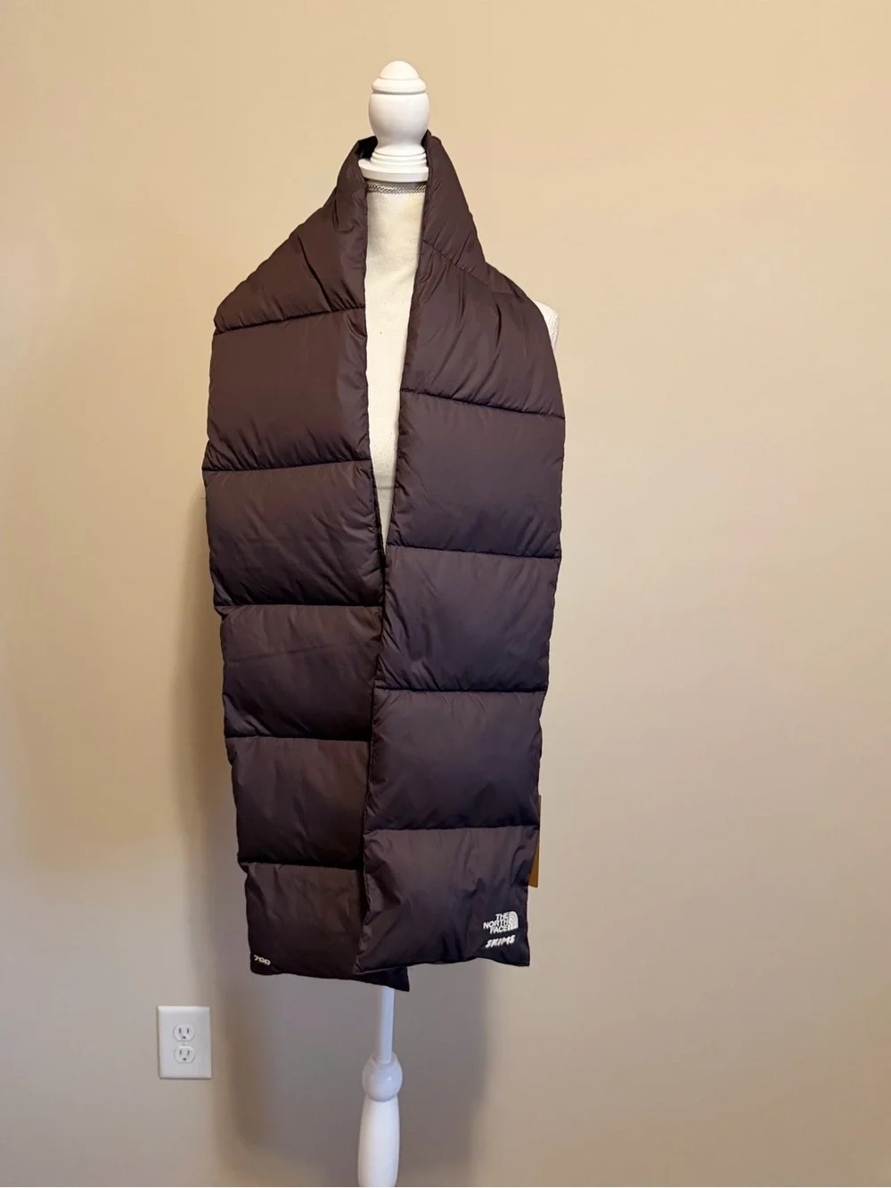 NWT The Northface x Skims quilted padded scarf phoenix one size